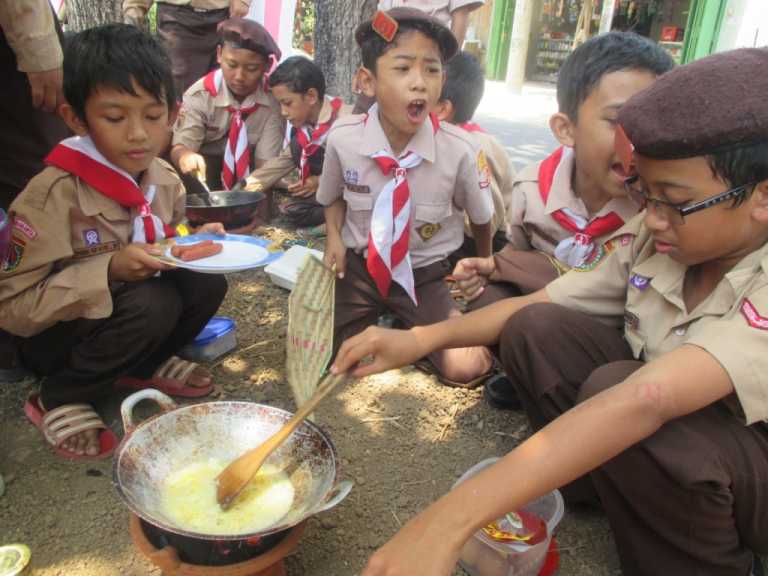 Kemah Bakti: Ajang Membangun Semangat Patriotisme, Bertanggung Jawab, dan Berjiwa Sosial