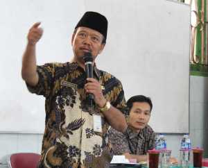 budi-paryono-s-h-kepala-uptd-dikpora-kecamatan-laweyan-surakarta