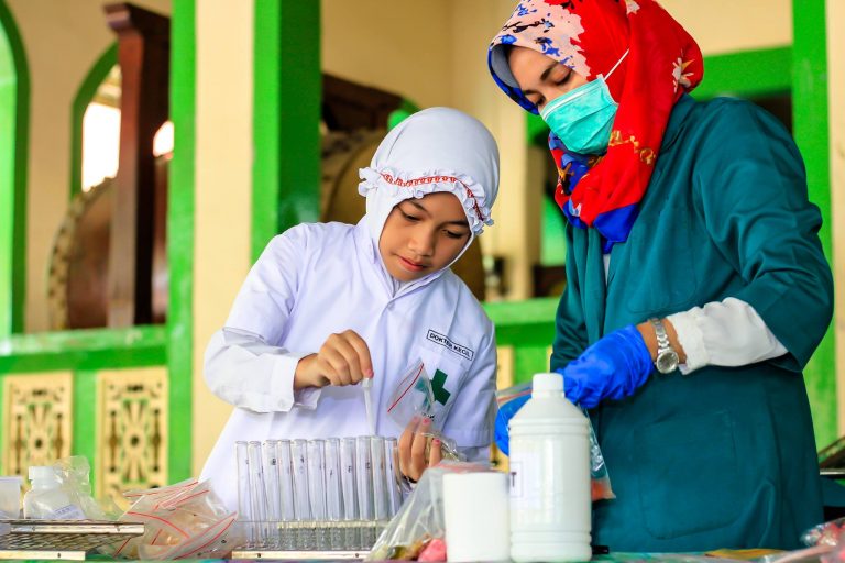 Siswa dan Dokter Kecil SD Ta’mirul Islam Ikuti Penyuluhan Keamanan Pangan